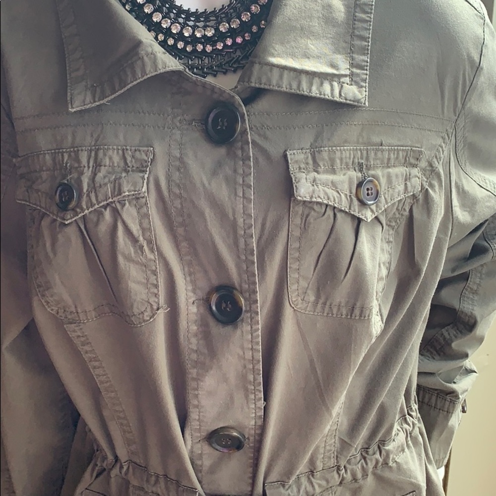 Jacket - Picture 7 of 16